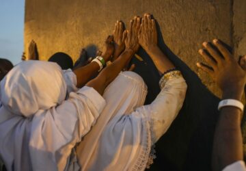 YE-Top Photos-Mideast-Photo Gallery