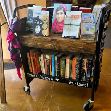 Books Independent Wave