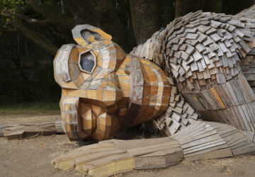 Giant Troll Sculptures