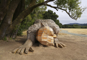 Giant Troll Sculptures