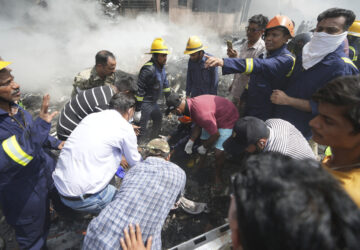 APTOPIX India Plane Crash