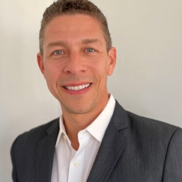 RicardoZunigaHeadshot (1)