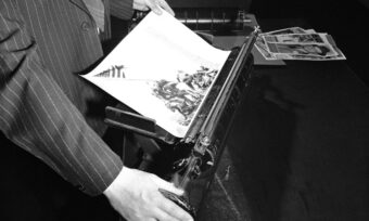 Watchf Associated Press Domestic News   United States APHS0018 PULITZERS IWO JIMA 1945