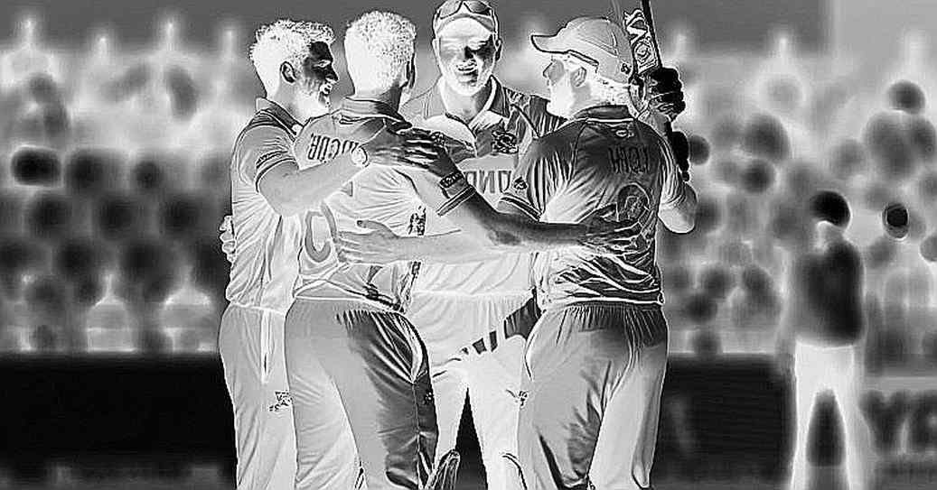একটি আর্মব্যান্ড, দুই নারী, আর চার ম্যাচের হিসাব
