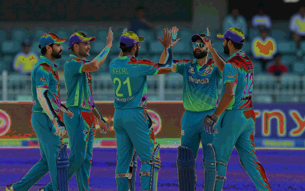 দিল্লির মিউজিক্যাল চেয়ার: দল বদলের কোলাহলে হারিয়ে যাওয়া প্রতিভা