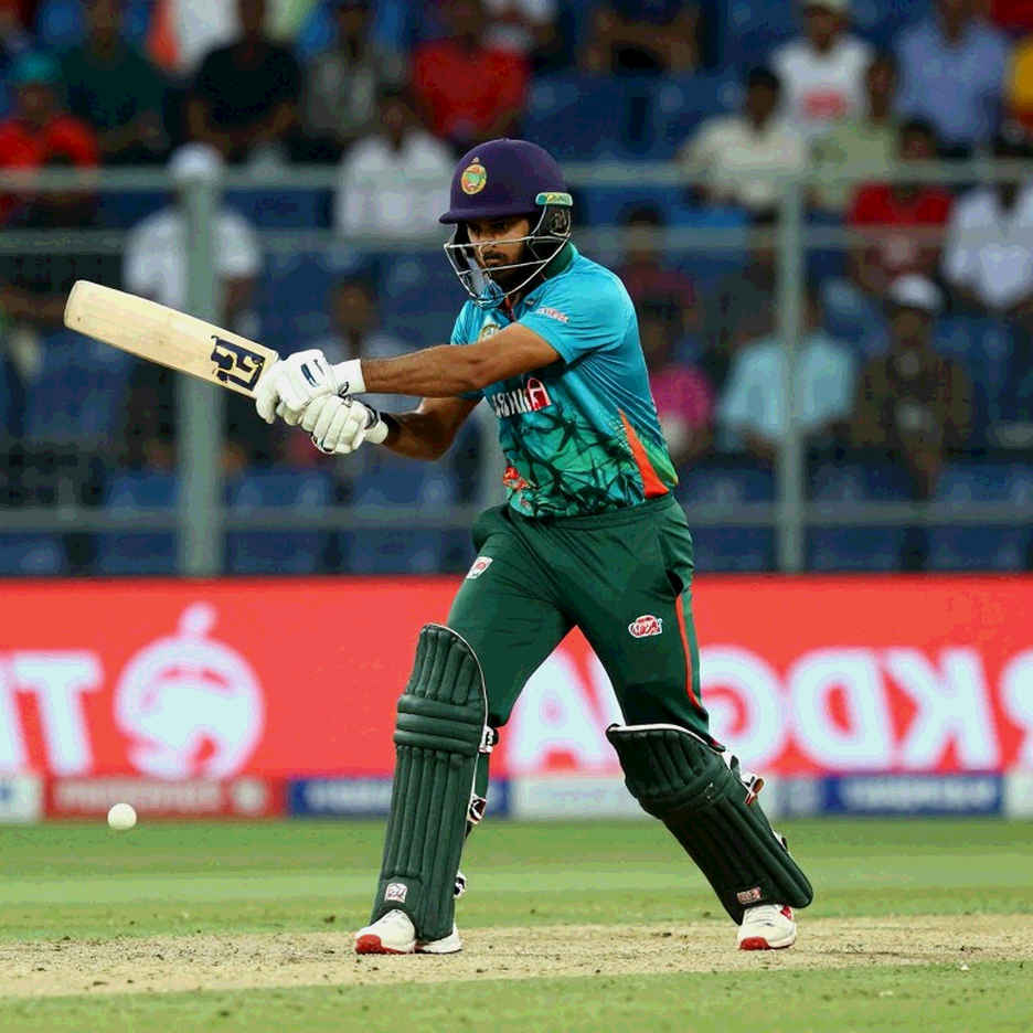 খালি নোটবুকের পিচ: এশিয়ার ক্রিকেট সংবাদের তথ্যসরবরাহ শৃঙ্খল যখন ফাঁকা ফিরে আসে